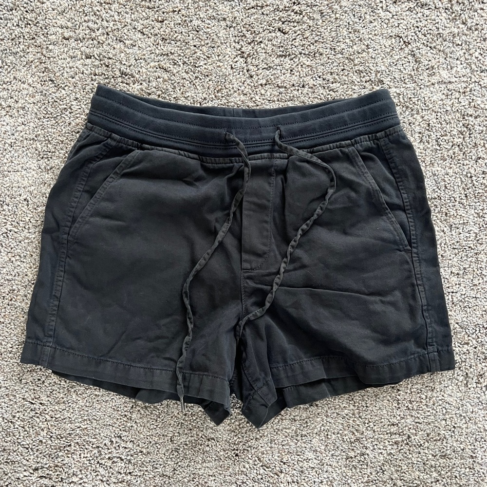 Gap cargo shorts